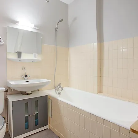Soulazene - Station De Accessible A Pied Apartment